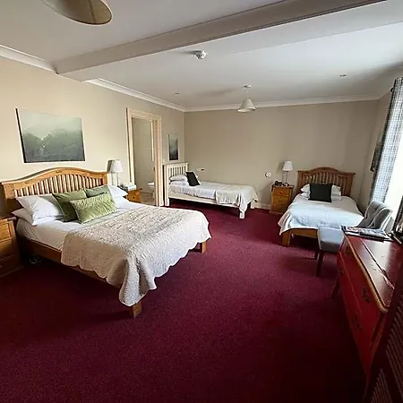 Hotel Connemara 3*
