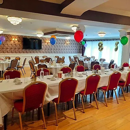 Hotel Connemara 3*