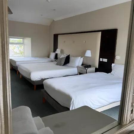 Hotel Connemara 3*